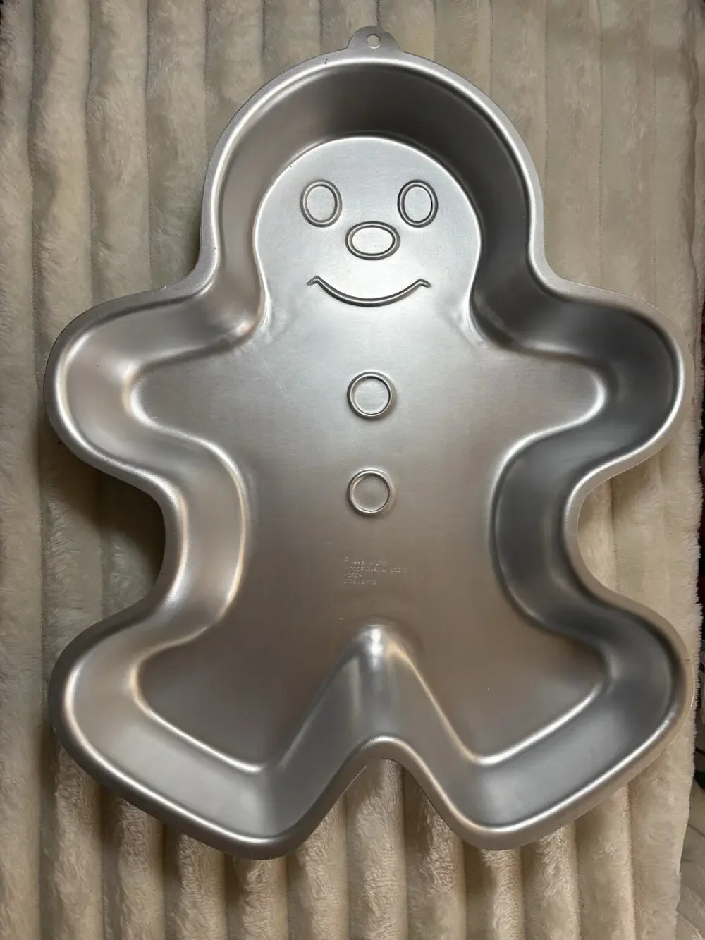Wilton Gingerbread Man Aluminum Cake Pan Silver 1985 Vintage 2105-2072